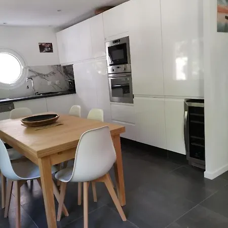 Lägenhet Maison Nino